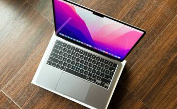 Flipkart Lap It Up sale: Save large on Apple MacBook Air, huge discount on gaming laptops too 1