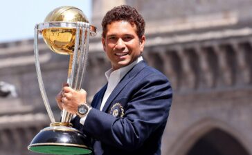 Sachin Tendulkar drives a 1900 Daimler throughout go to to Royal Automobile Club 3